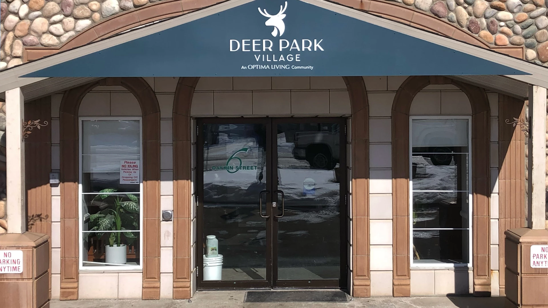 Deer Park Village Entrance retirement home
